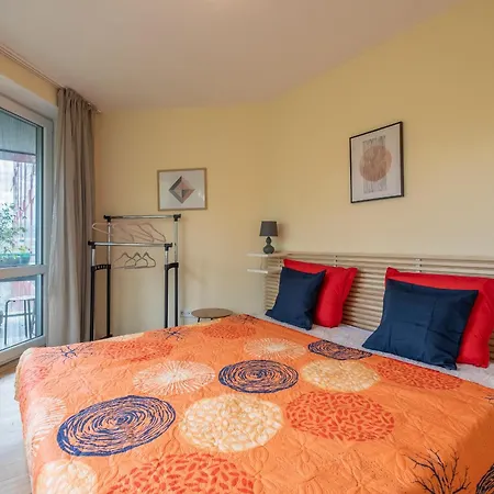 Serdica Center - 3 Berdoom Cosy 소피아