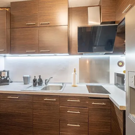 Serdica Center - 3 Berdoom Cosy